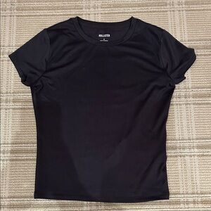 Hollister Women's Classic Black Tee